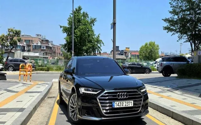 수원대차 A8 (D5) 55 TFSI 콰트로 LWB 매물 사진 15 - 2022/09 76,481km