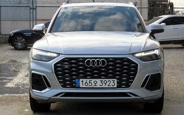 수원대차 Q5 (FY) 45 TFSI 콰트로 프리미엄 스포트백 매물 사진 10 - 2022/06 76,314km